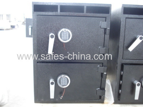 Double door cash deposit equippment with front loading deposit slot