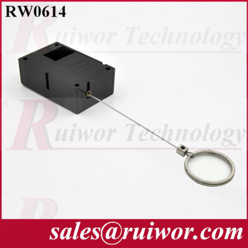 Retractable Lanyard with ratchet stop function