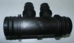 Plastic injection pipe connection