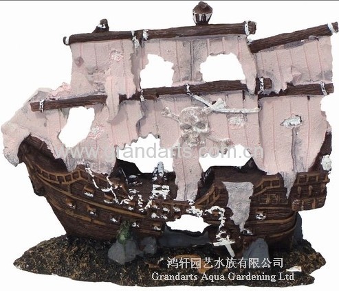 aquarium sunk boat wrek boat decor