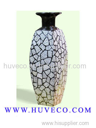 Lacquer Vase with Eggshell