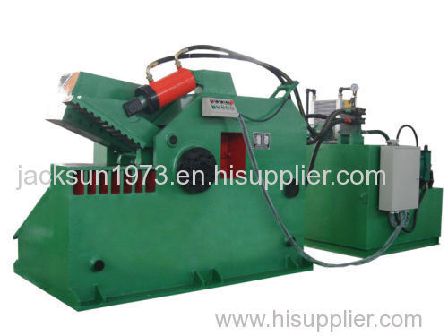 scrap metal shearing machine