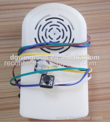 Push button sound module for toy and greeting card