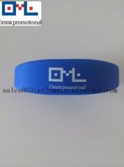 2015 New style Eco friendly 13. 56MHz MF1K RFID silicone bracelet