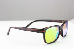 Unisex Plastic classic shape gentle Sunglasses