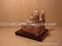 Polyresin Figurine/Polyresin Building Figurine made in China