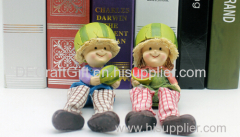 Polyresin figurine of people valuable souvenir gift