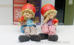 Polyresin figurine of people valuable souvenir gift