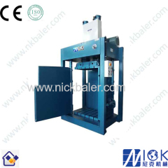 Cardboard hydraulic packing machine