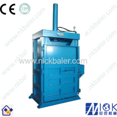 Cardboard hydraulic packing machine