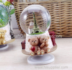 Custom made polyresin glass snow water globe