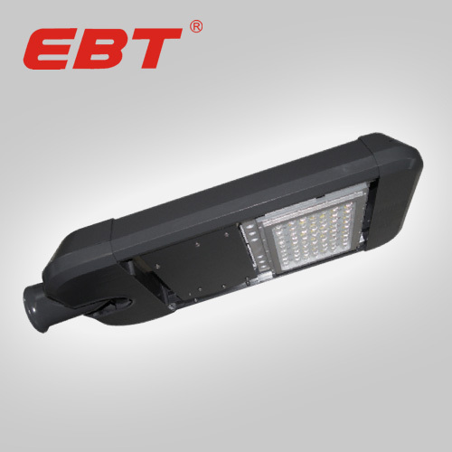 Low Junction for high efficacy 110lm/w Bridgelux chip street light