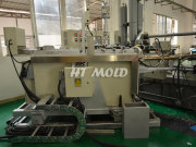 Auto feed system that for making magnesium die casting alloy part