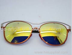 novelty fashion designer women sunglasses with metal & plastic mixed frame
