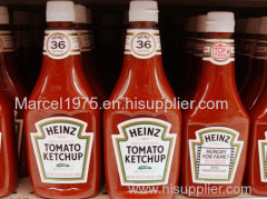 Natural Heinz Tomato ketchup different packaging sizes