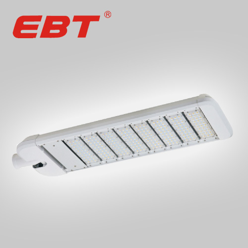 Modular design CRI 80 high efficacy 110lm/w for street light