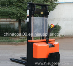 CE Electric Stacker Xe (1.5ton Loading 1.6m-4.5m Lifting)