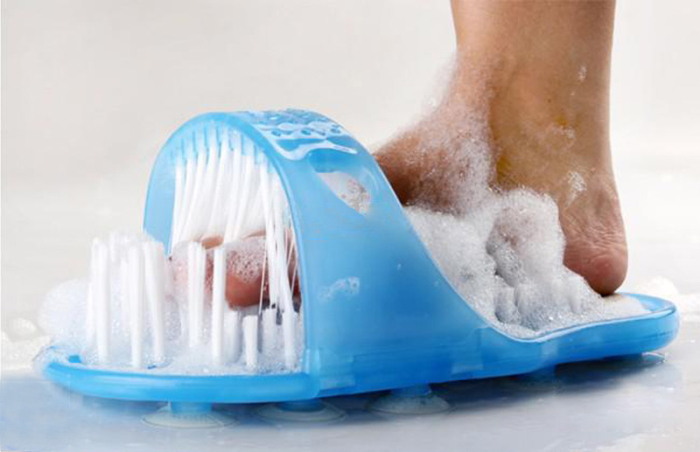 Easy Feet Foot Scrubber Bath Shower Scrub Brush Massager Pumice As Smooth Heels With Built In Pumice Stone Includes 1 X Easy Feet Foot Scrubber Bath Shower Scrub Brush Massager As Seen On Tv