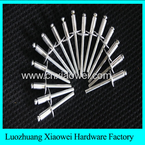 Aluminum blind rivet with zinc plated