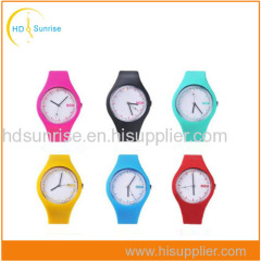 Top Quality Popular Waterproof Fashion Silicon Watch Lady Silicone Watch