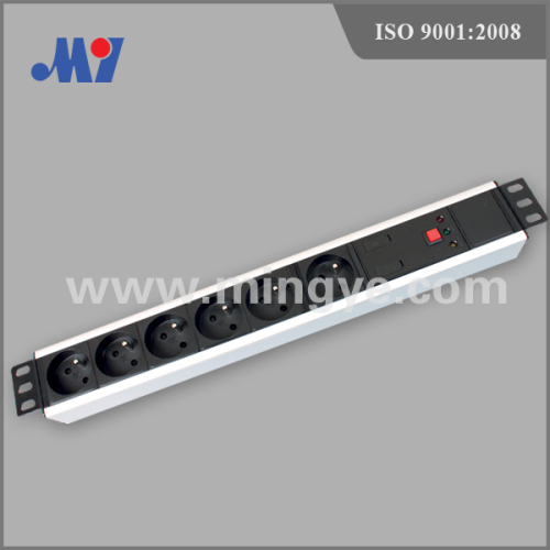 PDU socket with cable and master-slave