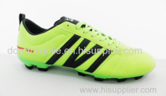 Good Quality Soccer Cleats For Men/Women/Children Different Colors and Sizes are Welcomed