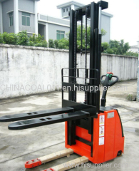 CE Electric Stacker Xe (1.5ton Loading 1.6m-4.5m Lifting)