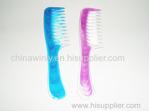 Beutiful Shiny Plastic Professional Comb