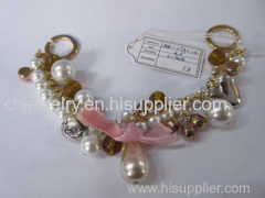 Supply nice jewelry necklace bracelet cuff choker pin anklet earring brooch buckle belt