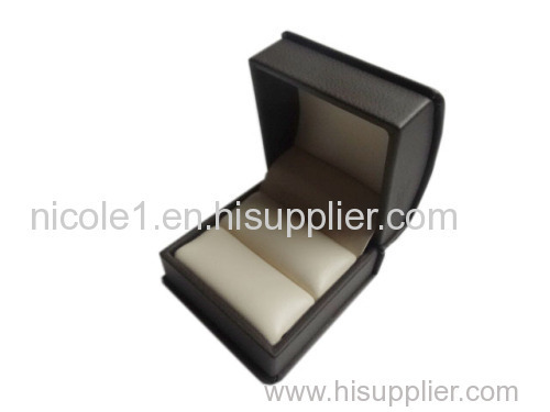 The ring jewelry square hardbound box