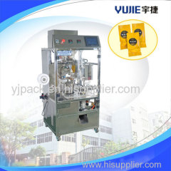 Inner and outer vacuum packing machine