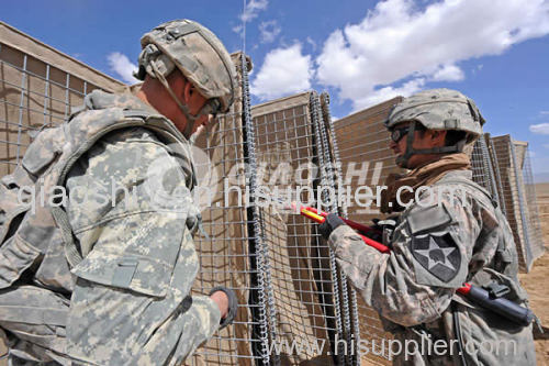 military sand wall HESCO Bastion Concertainer