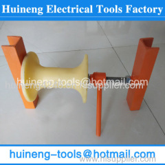 Protection roller for installed cable CONNER CABLE ROLLER