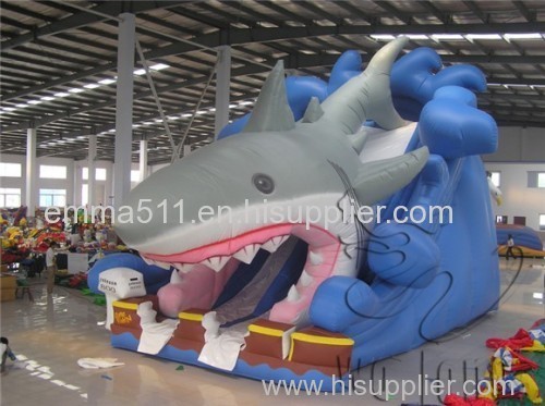Commercial giant inflatable floating water slide