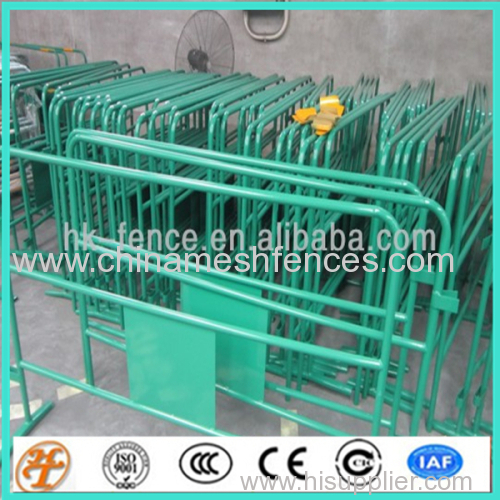 Temporary wire mesh Construction Barrier