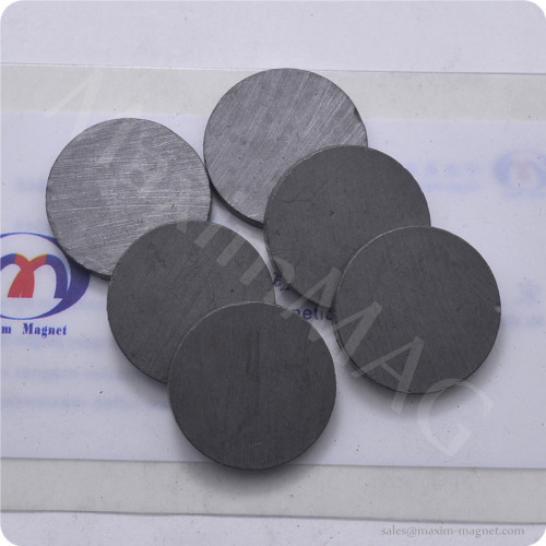 Ceramic round magnet disk