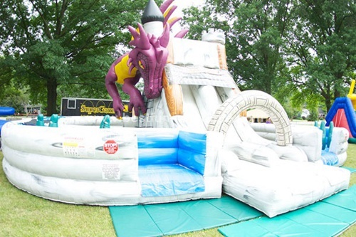 DRAGONS CASTLE INFLATABLE OBSTACLE COURSE