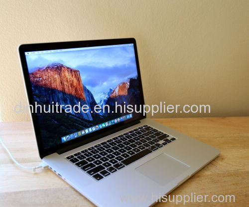 Apple 15-inch MacBook Pro Retina 2.8Ghz 1TB SSD 16GB AMD R9 M370X