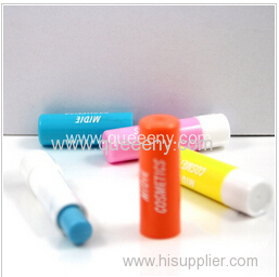 Lipstick Use On Holiday Yellow Lipstick/Red Lipstick