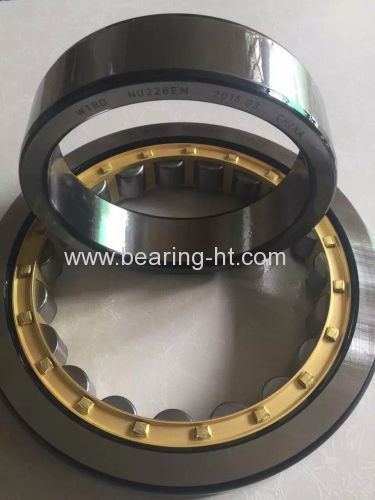 Full complement cylindrical roller bearing housing