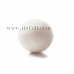 Soften wool dryer balls/laundry balls