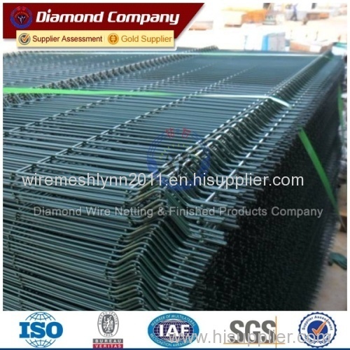 Glavanized and PVC Coated Welded Wire Mesh Garden Fence