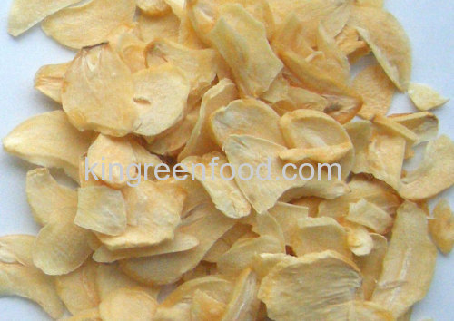 dehydrated garlic flakes with roots