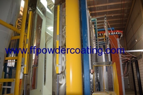 Vertical powder coating line