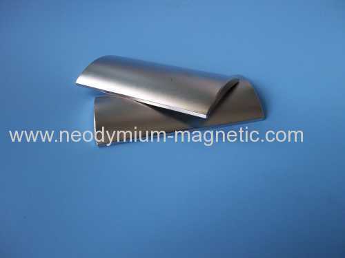 AC motor magnet arc permanent magnet