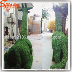 Our factory realistic design artificial grass animal artificial deer antlers topiary animals