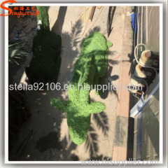 Our factory realistic design artificial grass animal artificial deer antlers topiary animals