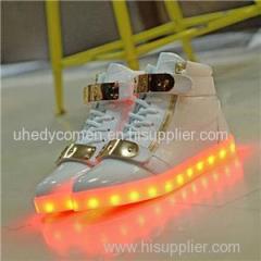 Korean Fashion LED Shoes Factory Direct Deal USB Charging Flaring Running LED Sneakers