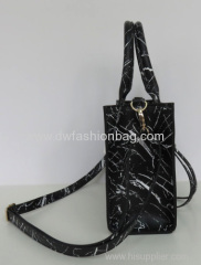 Fashion shoulder bag Black PU handbag Magnetic clasp handbag