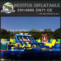 Funny and excitting giant inflatable water park